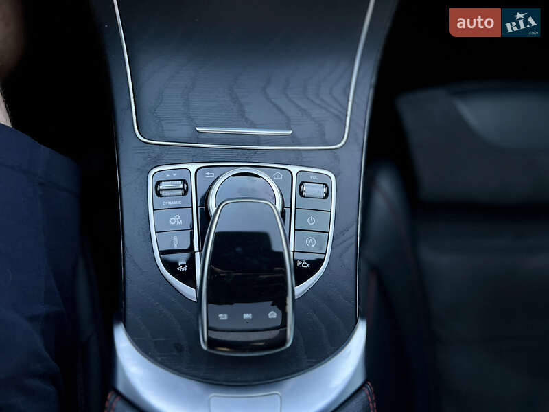 Седан Mercedes-Benz C-Class 2019 в Киеве