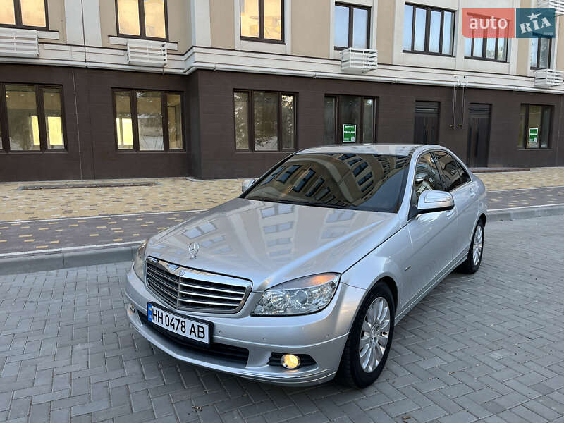 Mercedes-Benz C-Class 2008
