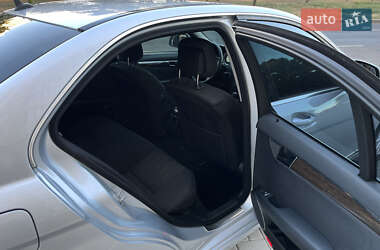 Седан Mercedes-Benz C-Class 2008 в 