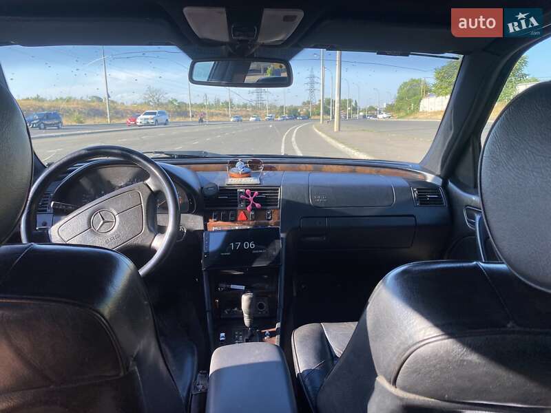 Универсал Mercedes-Benz C-Class 1998 в Одессе