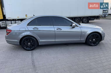 Седан Mercedes-Benz C-Class 2009 в 