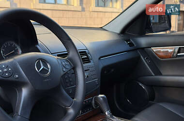 Седан Mercedes-Benz C-Class 2007 в 