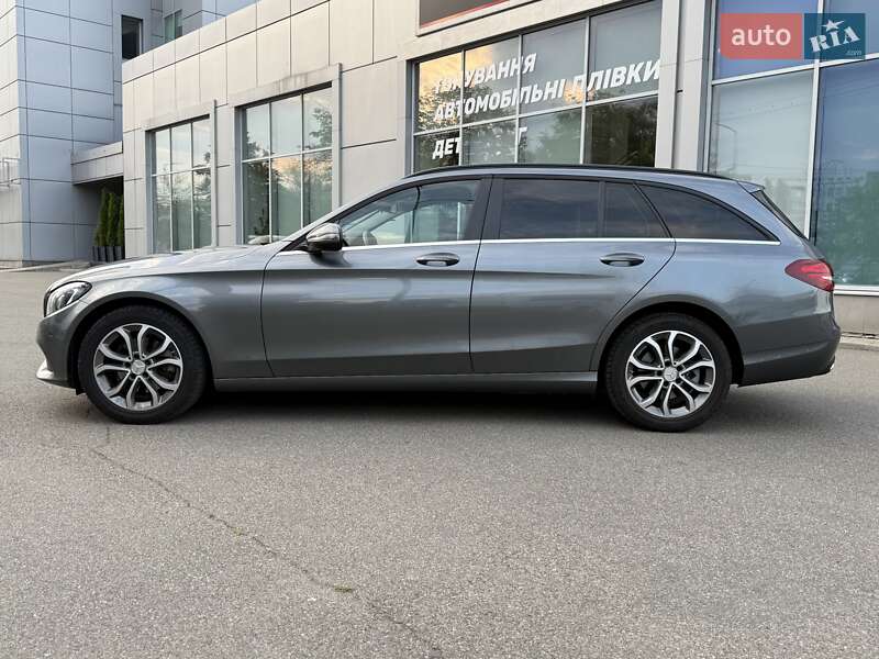 Универсал Mercedes-Benz C-Class 2018 в Киеве фото 4 Универсал Mercedes-Benz C-Class 2018 в Киеве