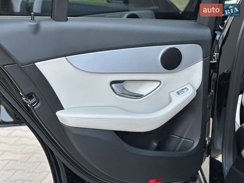 Седан Mercedes-Benz C-Class 2018 в Киеве фото 51 Седан Mercedes-Benz C-Class 2018 в Киеве
