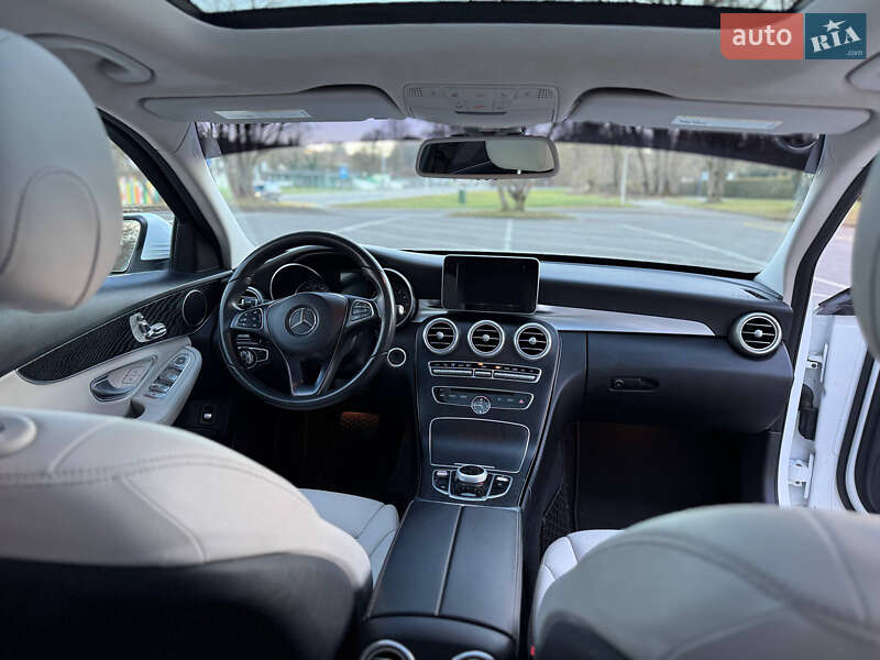 Седан Mercedes-Benz C-Class 2017 в Сумах