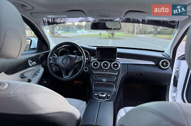 Седан Mercedes-Benz C-Class 2017 в 
