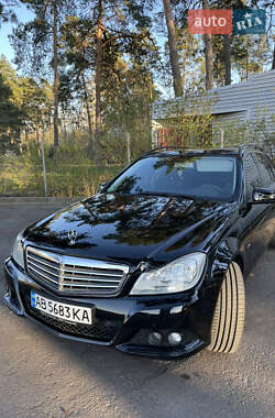 Універсал Mercedes-Benz C-Class 2012 в Одесі