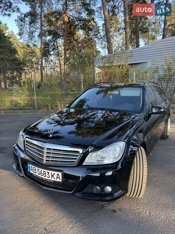 Mercedes-Benz C-Class 2012