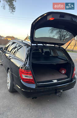Универсал Mercedes-Benz C-Class 2012 в 