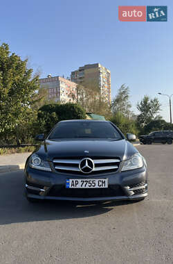Купе Mercedes-Benz C-Class 2012 в 