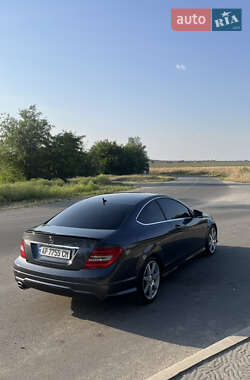 Купе Mercedes-Benz C-Class 2012 в 