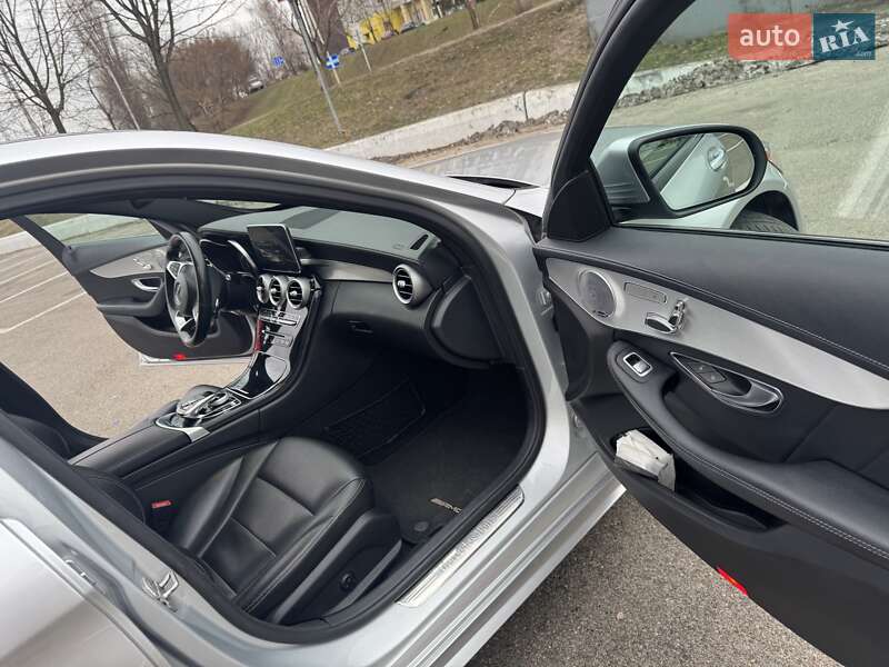 Седан Mercedes-Benz C-Class 2015 в Киеве