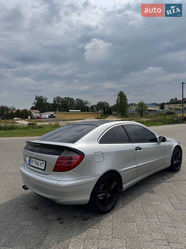 Купе Mercedes-Benz C-Class 2002 в Сокале