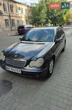 Седан Mercedes-Benz C-Class 2001 в 