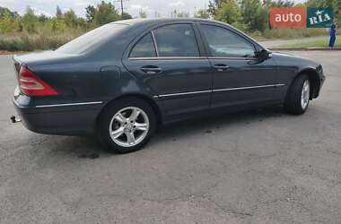 Седан Mercedes-Benz C-Class 2002 в 