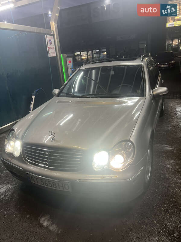 Mercedes-Benz C-Class 2003