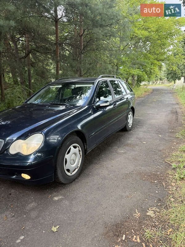 Универсал Mercedes-Benz C-Class 2003 в Костополе