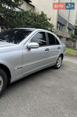Седан Mercedes-Benz C-Class 2001 в 