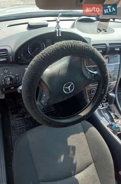 Универсал Mercedes-Benz C-Class 2004 в 