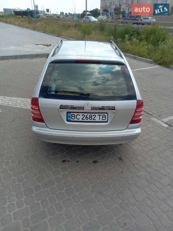 Универсал Mercedes-Benz C-Class 2004 в Львове