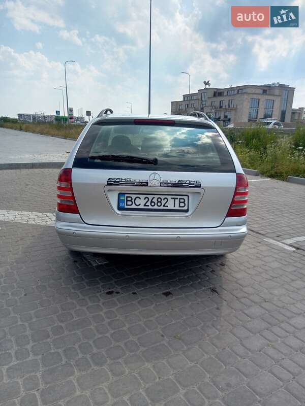 Универсал Mercedes-Benz C-Class 2004 в Львове