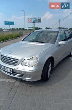 Универсал Mercedes-Benz C-Class 2004 в 