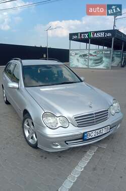 Универсал Mercedes-Benz C-Class 2004 в 