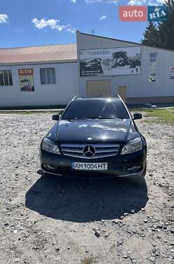Универсал Mercedes-Benz C-Class 2009 в 