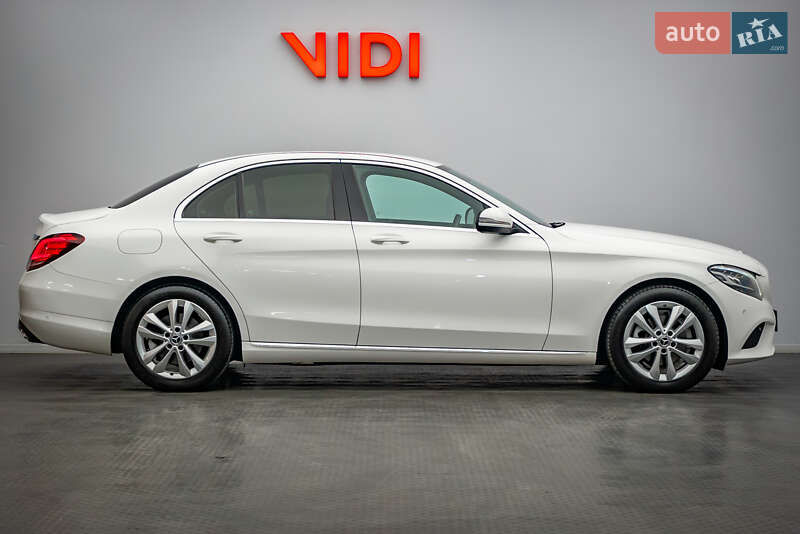 Седан Mercedes-Benz C-Class 2018 в Киеве фото 4 Седан Mercedes-Benz C-Class 2018 в Киеве
