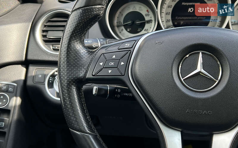 Седан Mercedes-Benz C-Class 2013 в Львове фото 22 Седан Mercedes-Benz C-Class 2013 в Львове