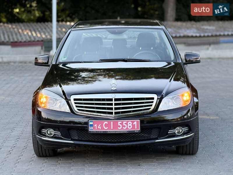 Седан Mercedes-Benz C-Class 2010 в Виннице