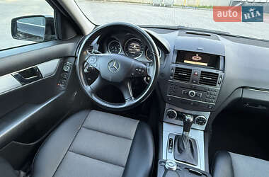 Седан Mercedes-Benz C-Class 2010 в 