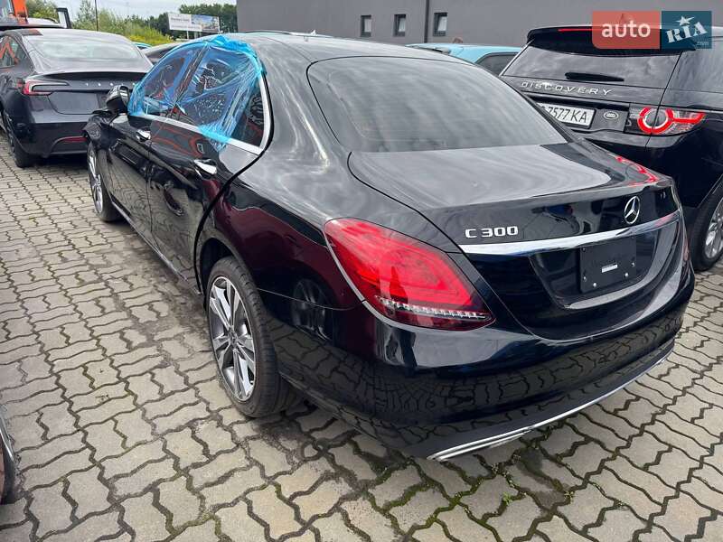 Седан Mercedes-Benz C-Class 2019 в Львові