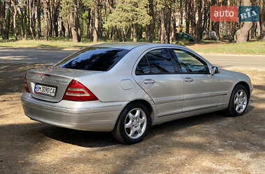 Седан Mercedes-Benz C-Class 2002 в 