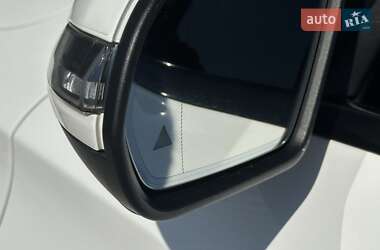 Седан Mercedes-Benz C-Class 2016 в 