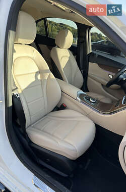 Седан Mercedes-Benz C-Class 2021 в 