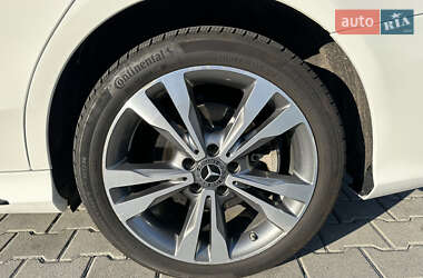 Седан Mercedes-Benz C-Class 2021 в 