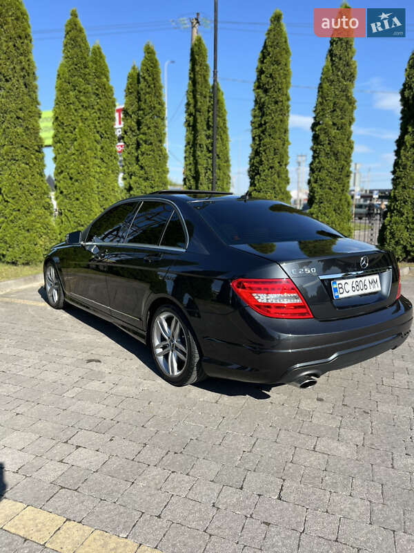 Седан Mercedes-Benz C-Class 2013 в Львове фото 15 Седан Mercedes-Benz C-Class 2013 в Львове