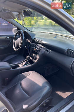 Универсал Mercedes-Benz C-Class 2003 в 