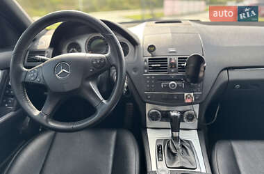 Седан Mercedes-Benz C-Class 2007 в 