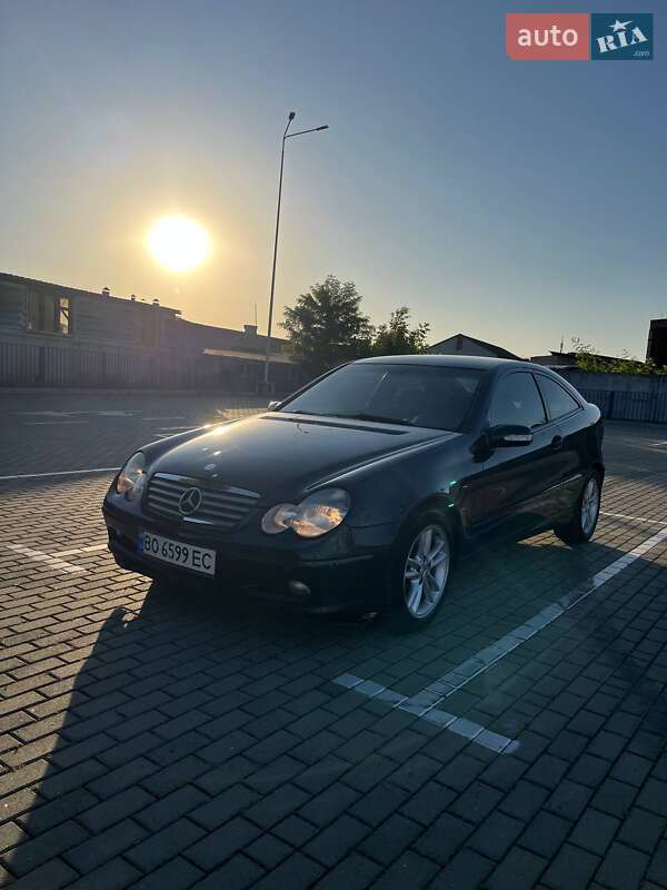 Mercedes-Benz C-Class 2003