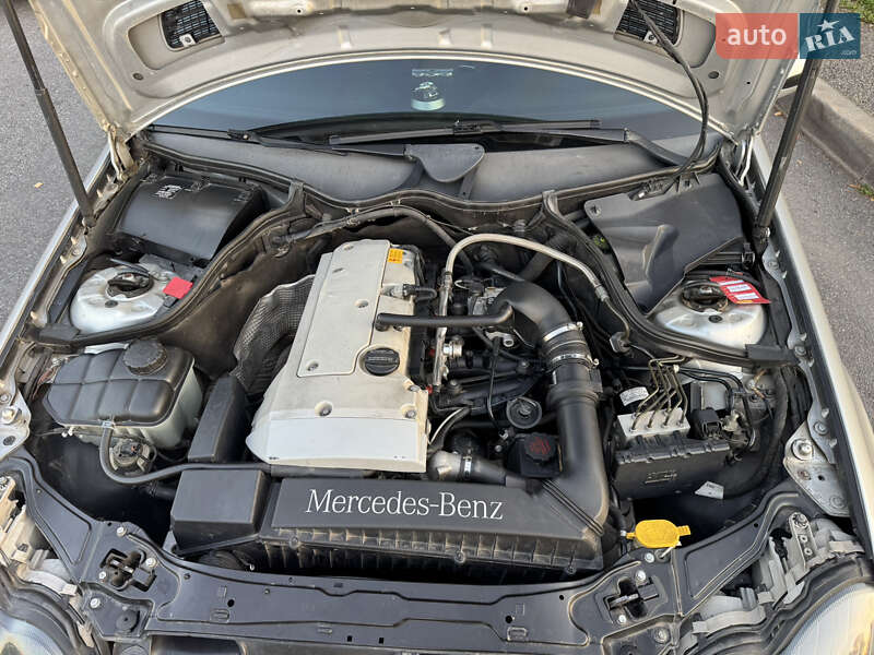 Седан Mercedes-Benz C-Class 2001 в Вінниці