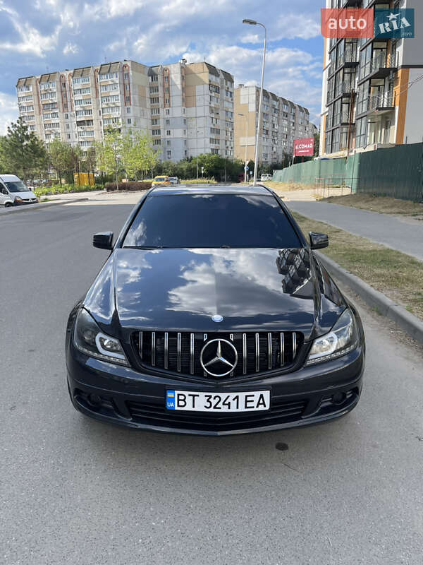 Mercedes-Benz C-Class 2007