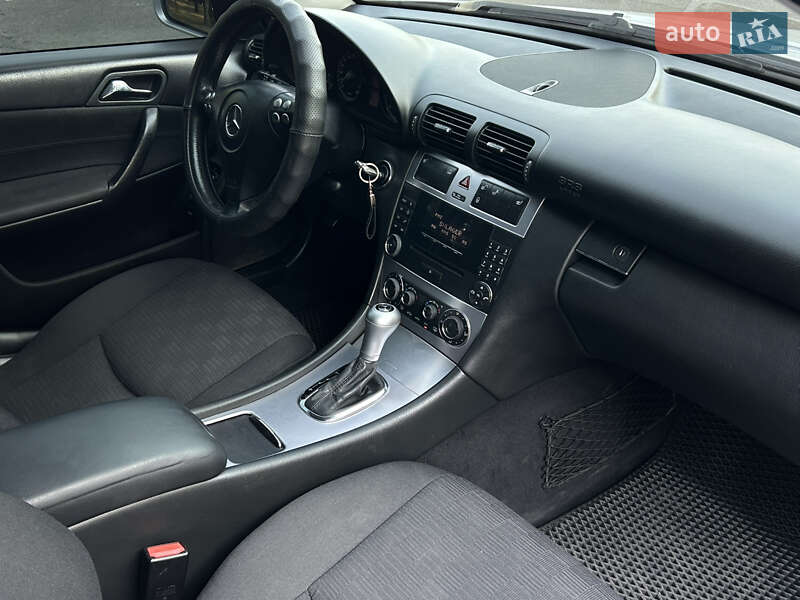 Седан Mercedes-Benz C-Class 2007 в Николаеве фото 9 Седан Mercedes-Benz C-Class 2007 в Николаеве