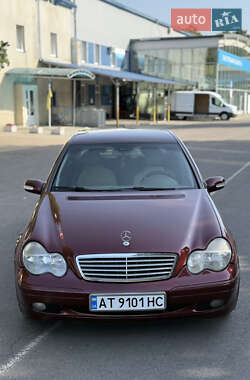 Седан Mercedes-Benz C-Class 2000 в 