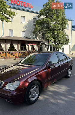 Седан Mercedes-Benz C-Class 2000 в 