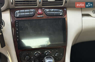 Седан Mercedes-Benz C-Class 2000 в 