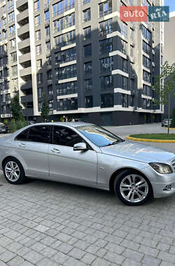 Седан Mercedes-Benz C-Class 2010 в 