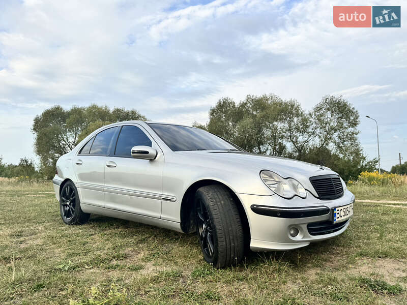Седан Mercedes-Benz C-Class 2002 в Яворове фото 6 Седан Mercedes-Benz C-Class 2002 в Яворове