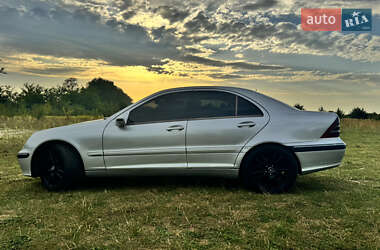 Седан Mercedes-Benz C-Class 2002 в 